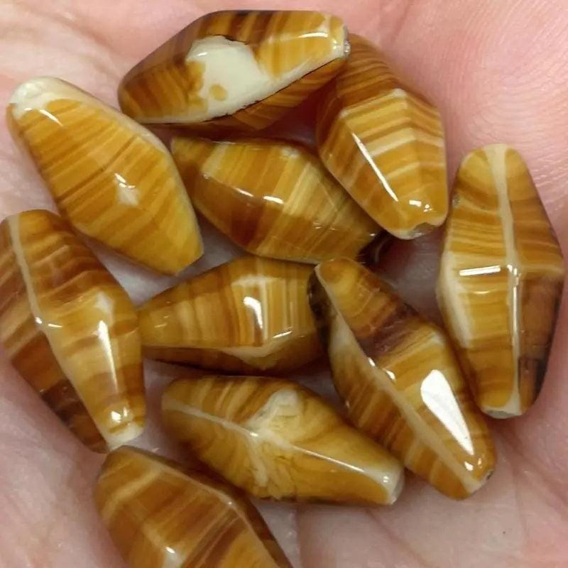 10 Vintage Caramel Brown Striped Diamond Glass Beads