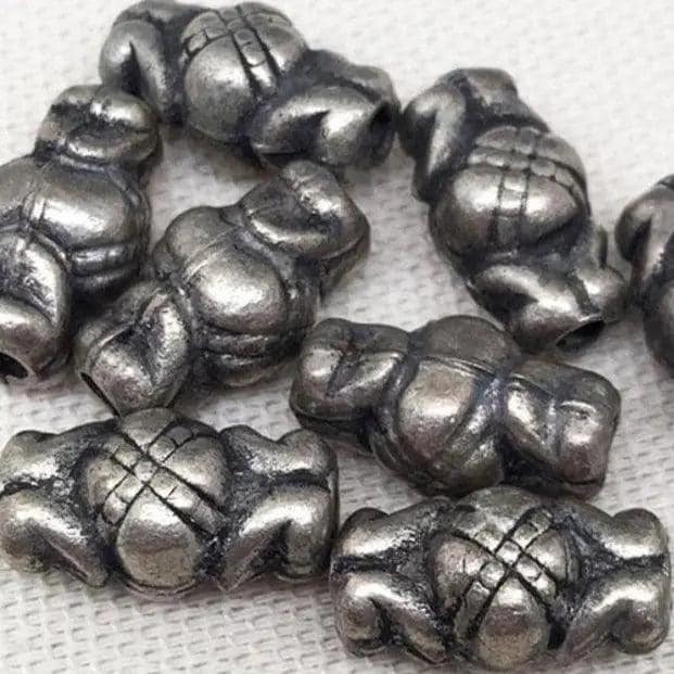 8 Vintage Silver Light Weight Beads