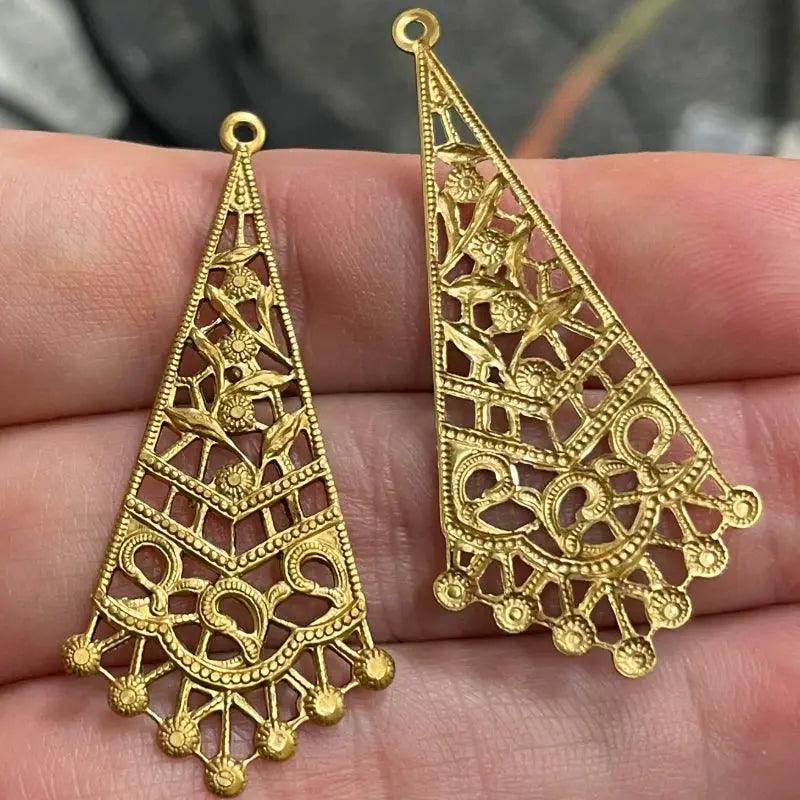 4 Vintage Gold Lacy Filagree Metal Pendants
