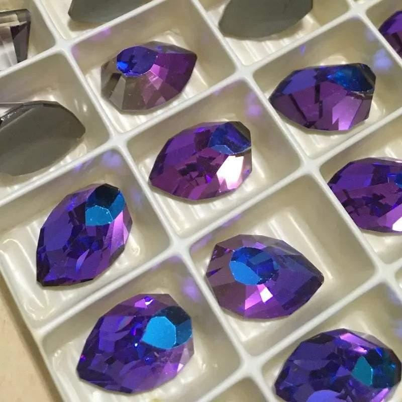 1 Vintage Heliotrope Swarovski Crystal Cabochon