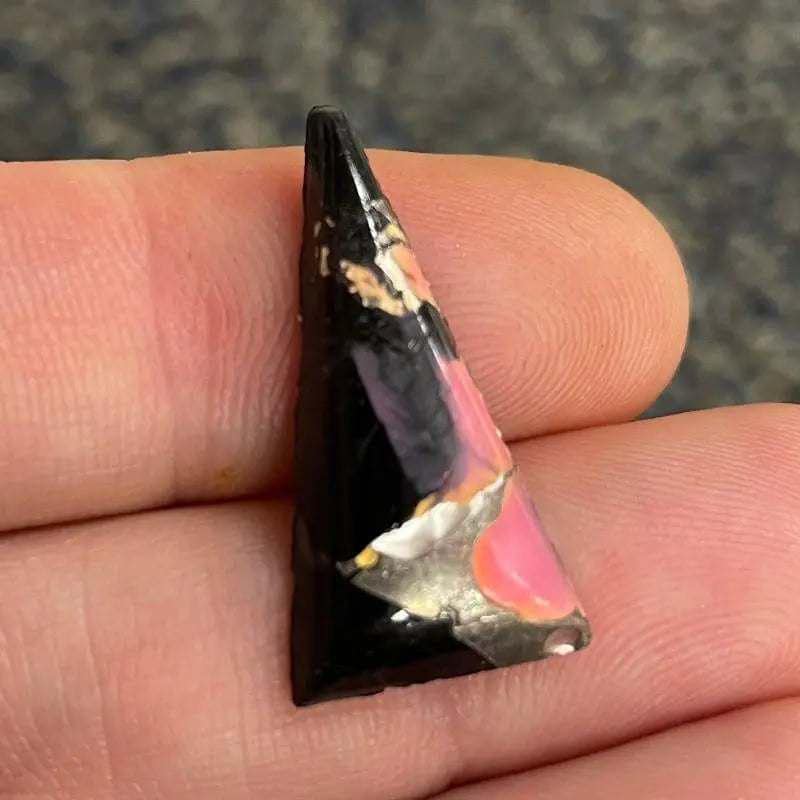 1 Vintage Black Rose Japan Matrix Triangle Glass Cabochon