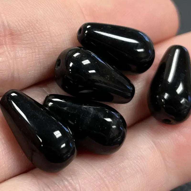 10 Vintage Black Teardrop Glass Beads
