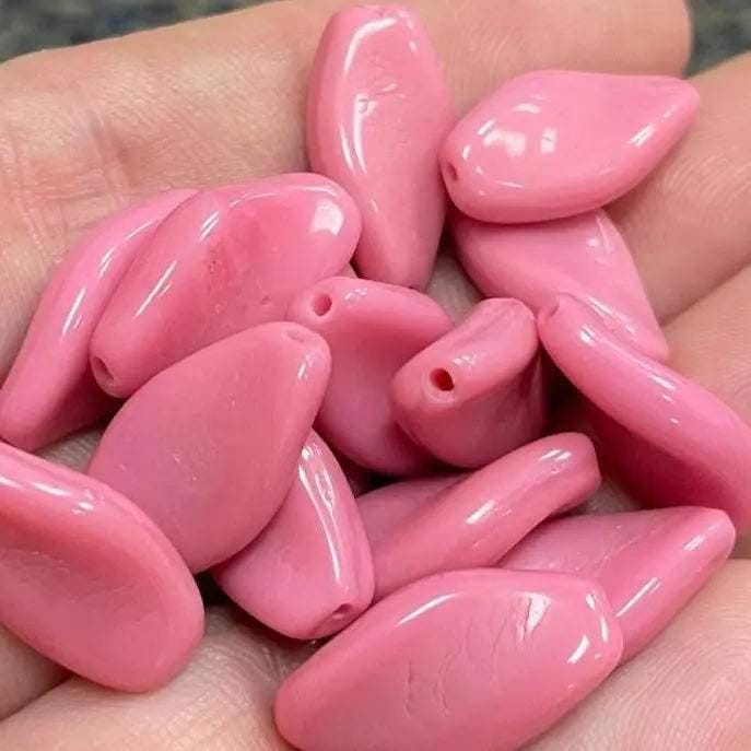 15 Vintage Pink German Twist Oval Glass Beads
