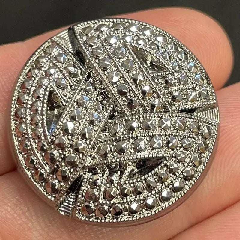 1 Vintage Black Marcasite Round Glass Cabochon