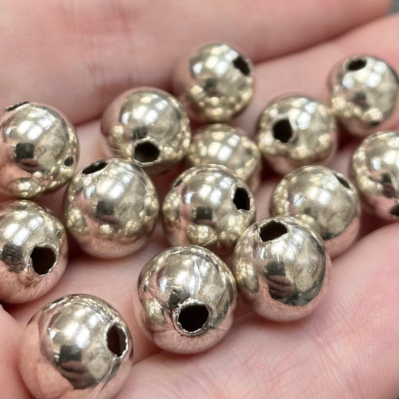 20 Vintage Silver Heavy Round Metal Beads