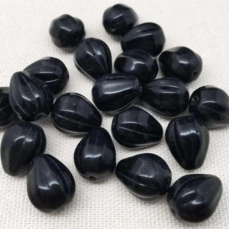 10 Vintage Black Ribbed Teardrop Glass Beads