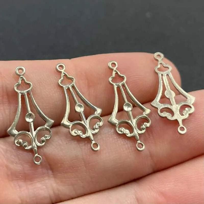 8 Vintage Silver Plated Lacy Filigree Metal Pendants