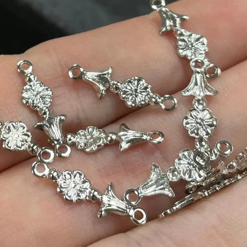50 Vintage Silver Plated Tiny Flower Connectors