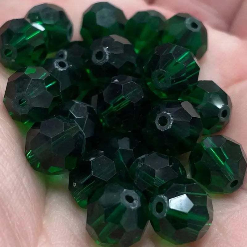 25 Vintage Green Emerald Faceted Round Glass Beads