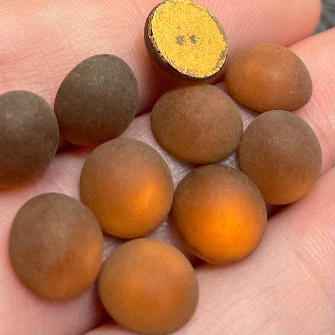40 Vintage Matte Amber Round Glass Cabochons