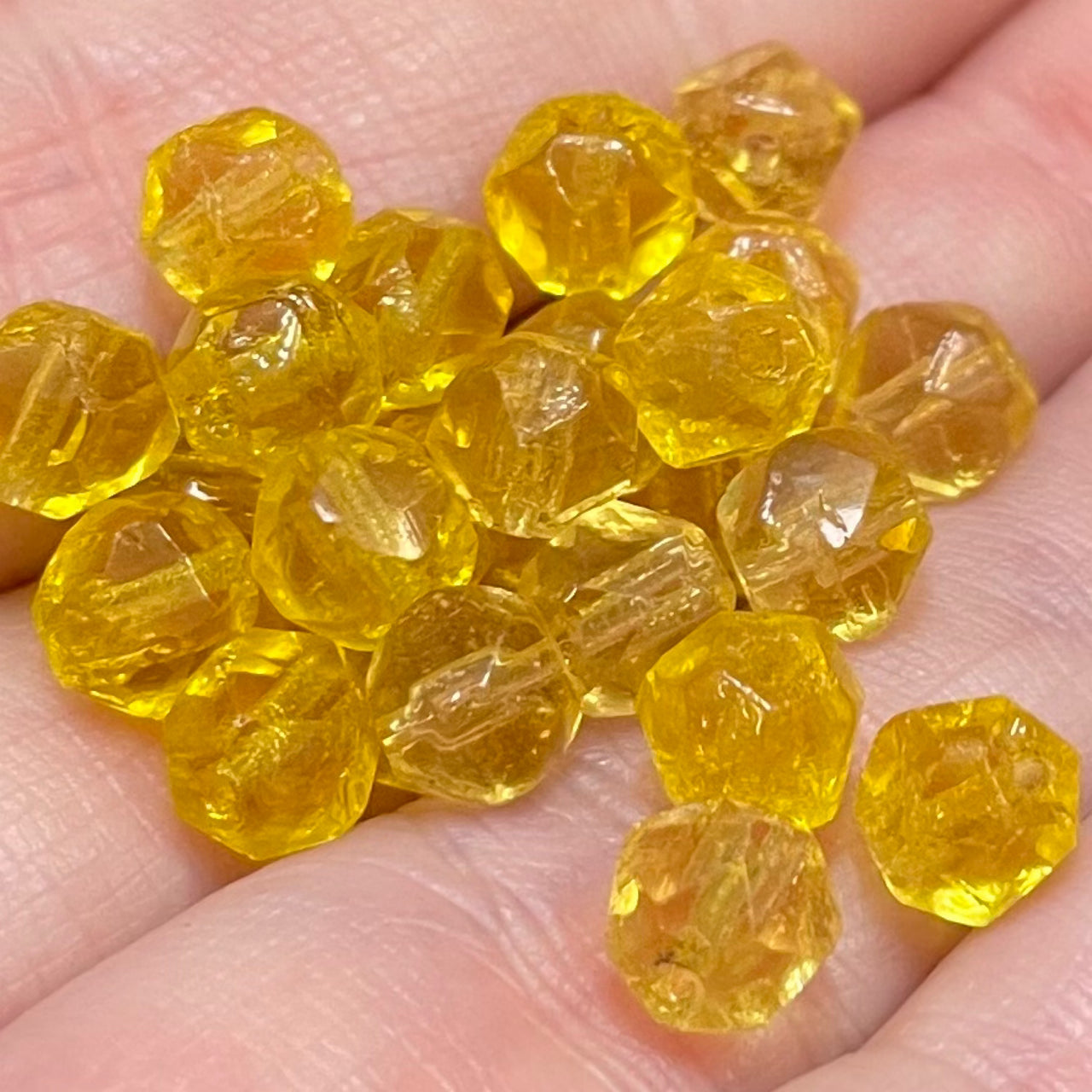 25 Vintage Golden Yellow English Cut Glass Beads