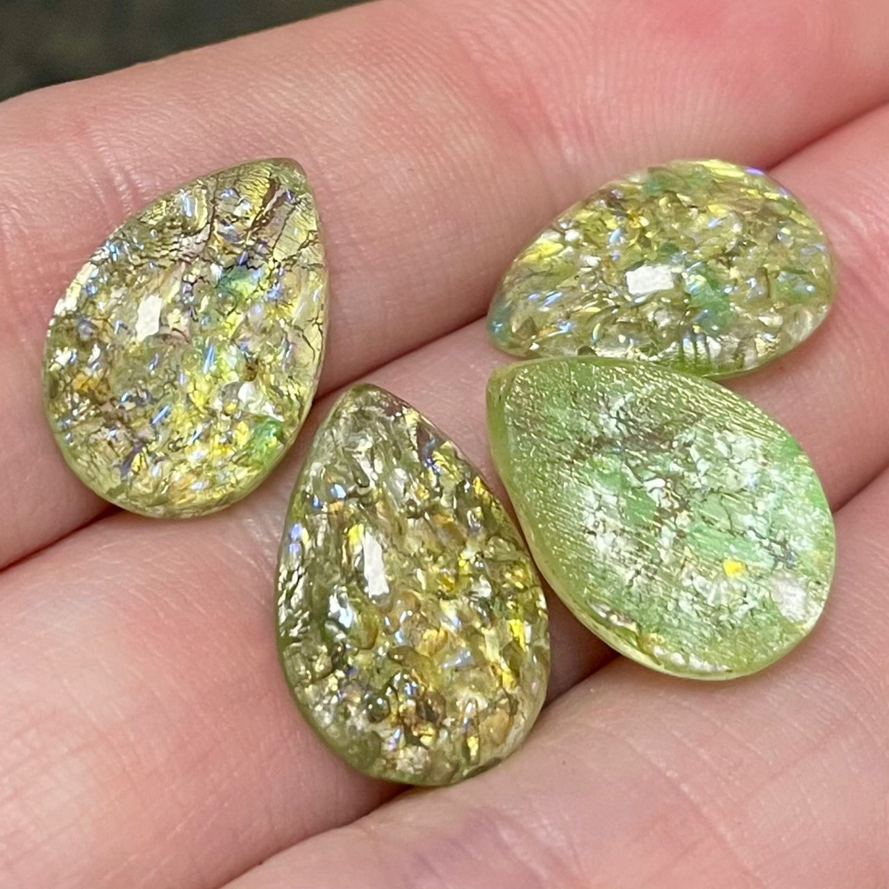 4 Vintage Green Light Foil Pear Japan Glass Cabochons
