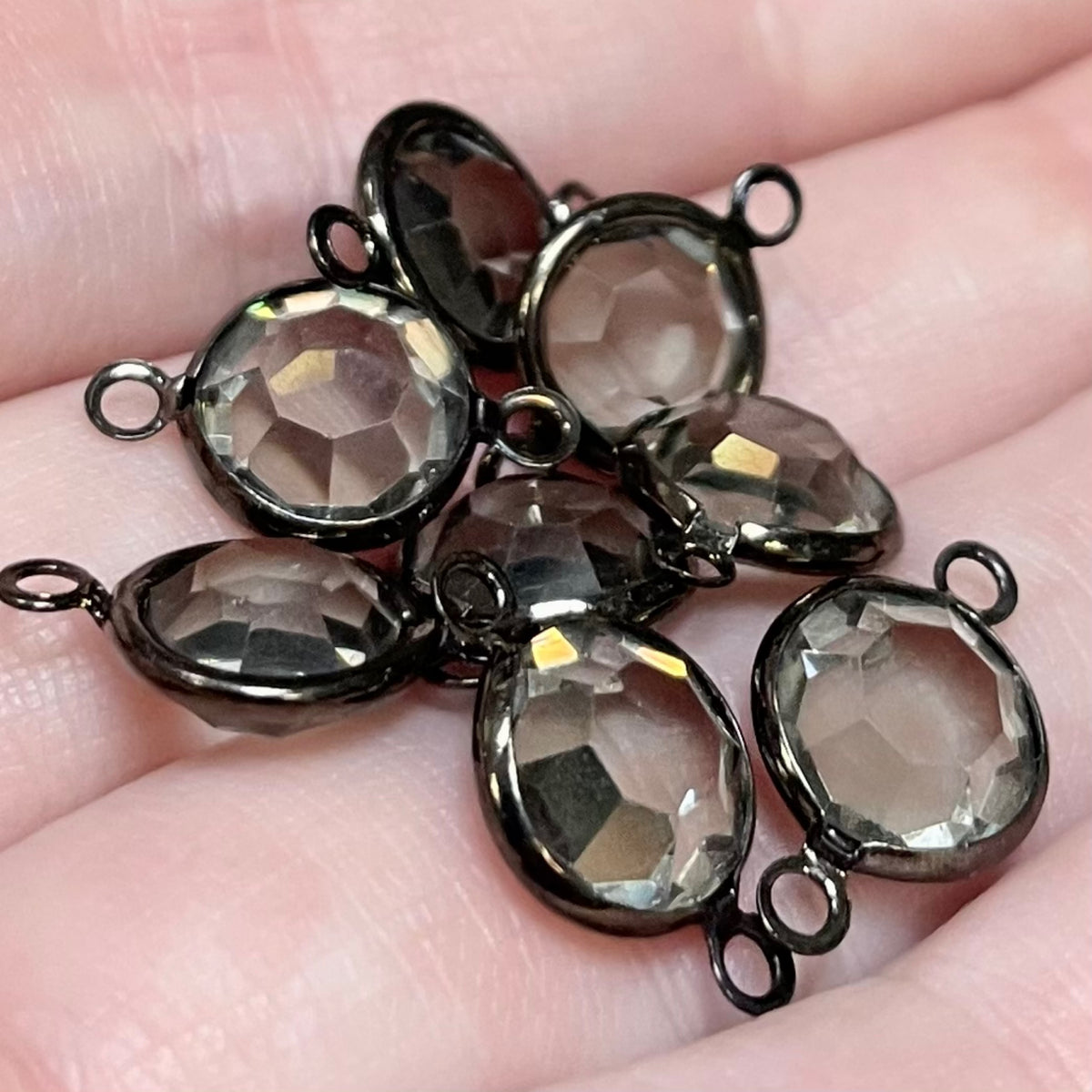 8 Vintage Gunmetal Swarovski Chanel Charms 39ss
