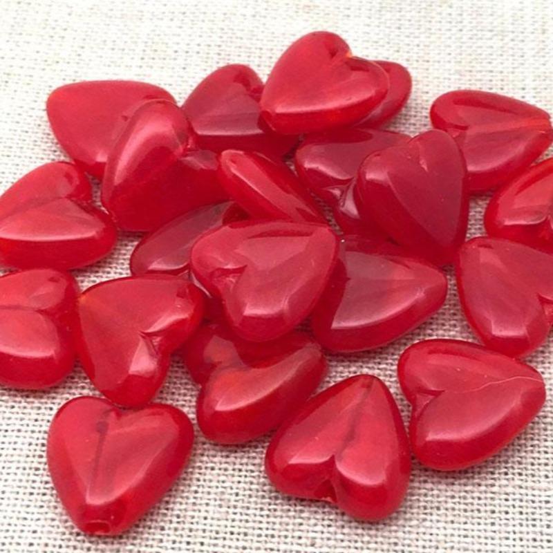 10 Vintage Red Japan Heart Glass Beads