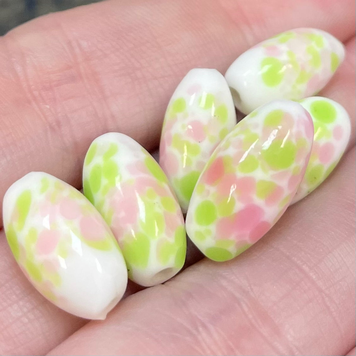6 Vintage Green Pink Japan Mottled Oval Glass Beads